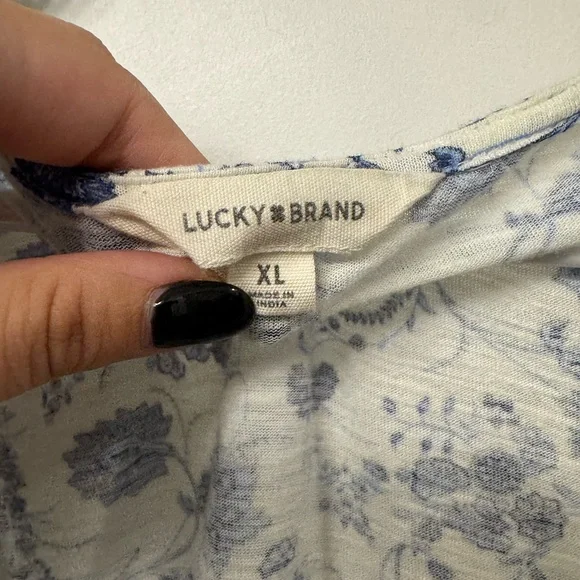 Lucky Brand Blue and White Floral Blouse - Picture 3 of 3